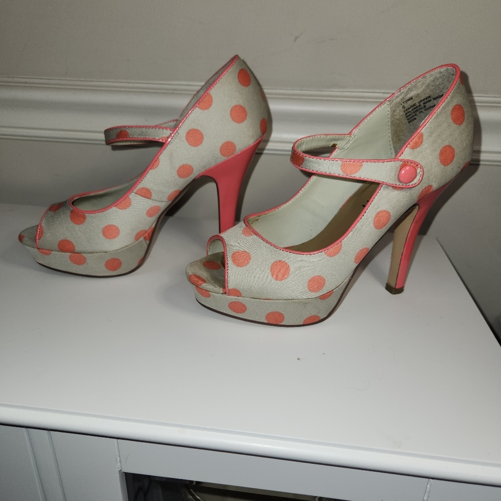 (SOLD) Madden Girl Lyons Coral Multi Heels - Picture 2 of 9